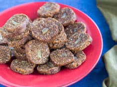 Date and Puffed Rice Cookies {vegan and gluten-free)