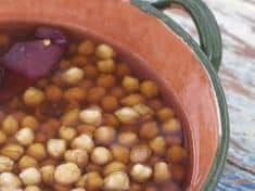 How to Cook Garbanzo Beans in a Pressure Cooker