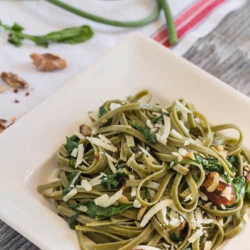 Spinach Fettuccine with Arugula and Tomatoes