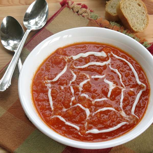 Roasted Tomato Soup for 16 Healthy Vegetarian Halloween Picks