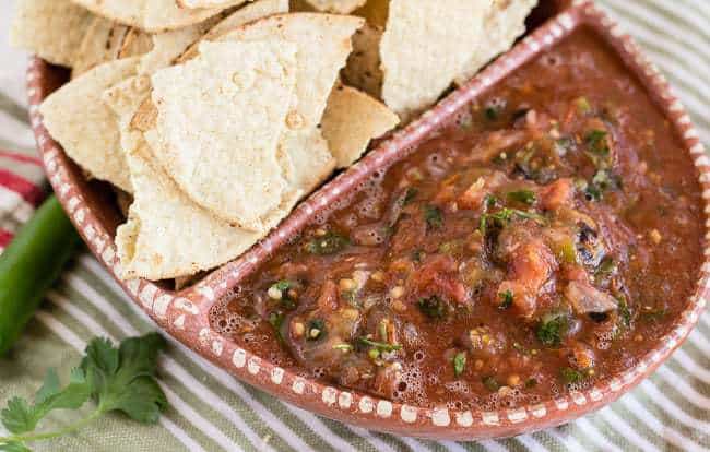 Homemade Mexican Tomato Salsa | Letty's Kitchen